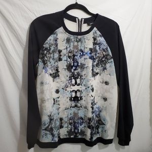 APT.9 | Long Sleeve Graphic Top